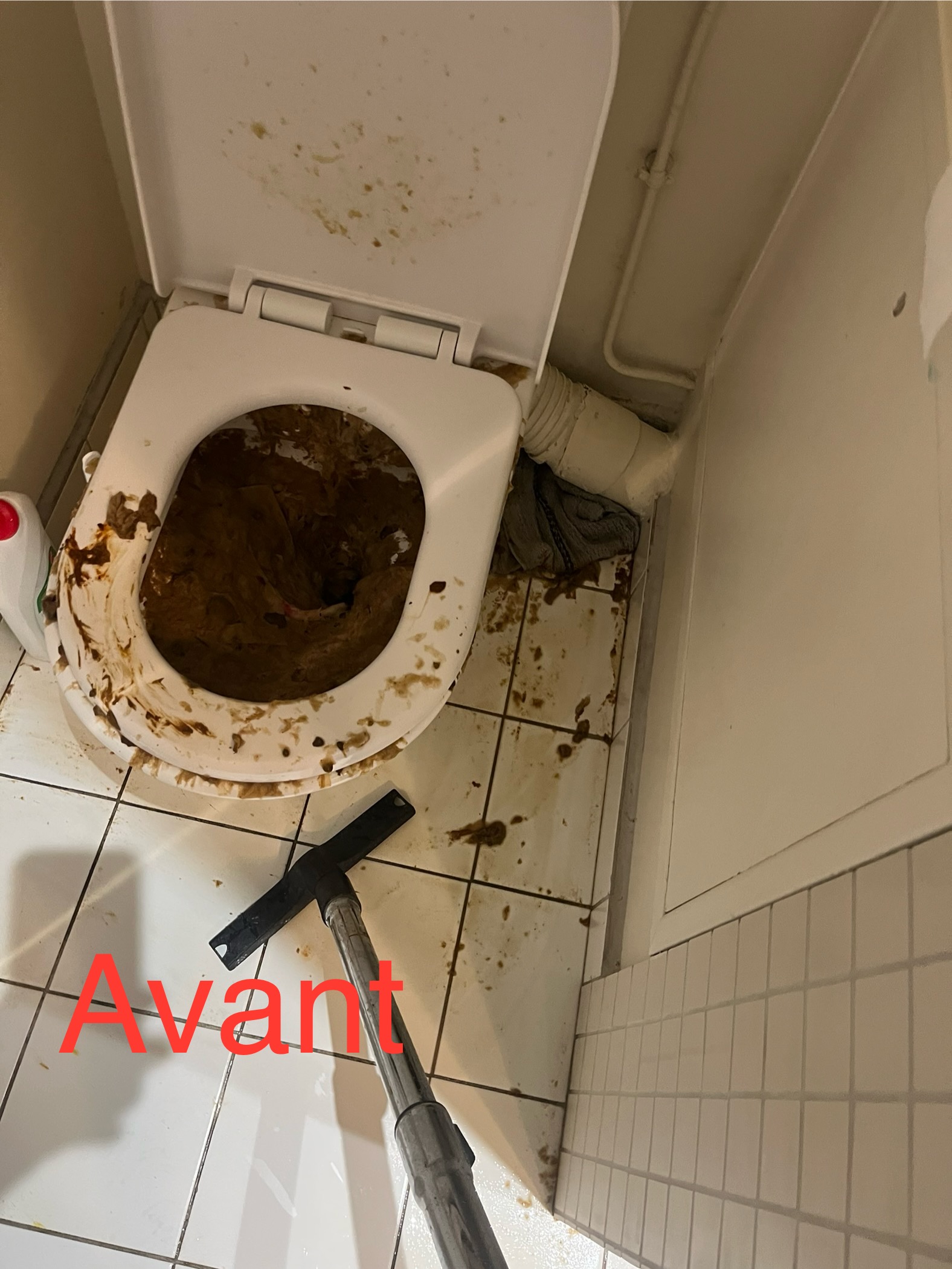 WC bouché avant intervention débouchage urgence Presles-en-Brie